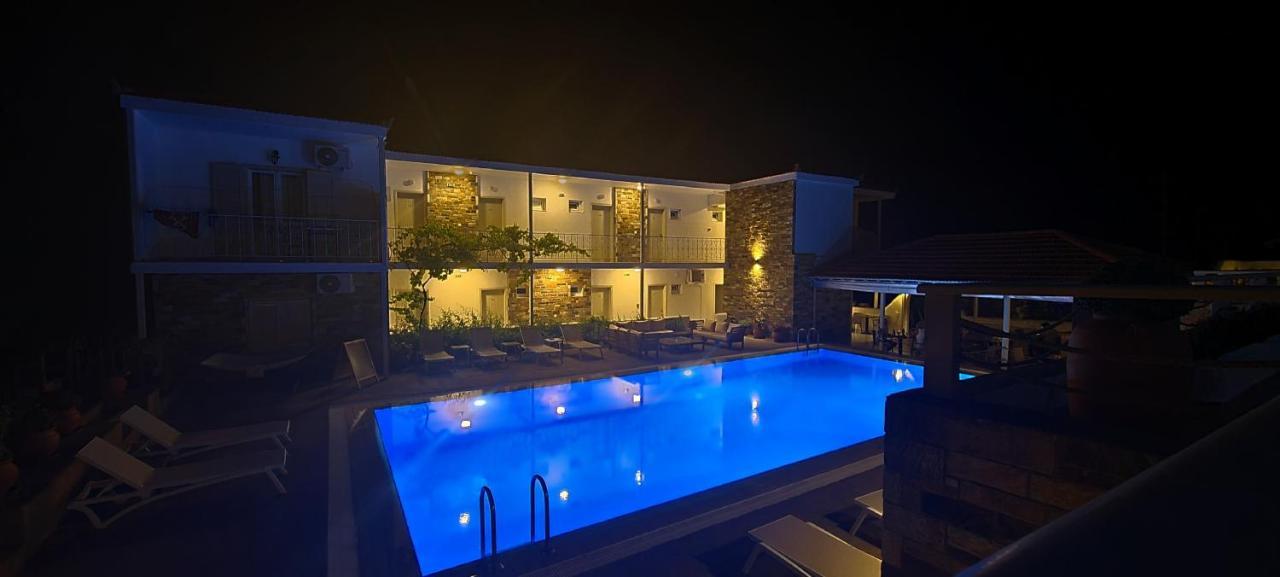 Hotel Nereides Patitíri Kültér fotó