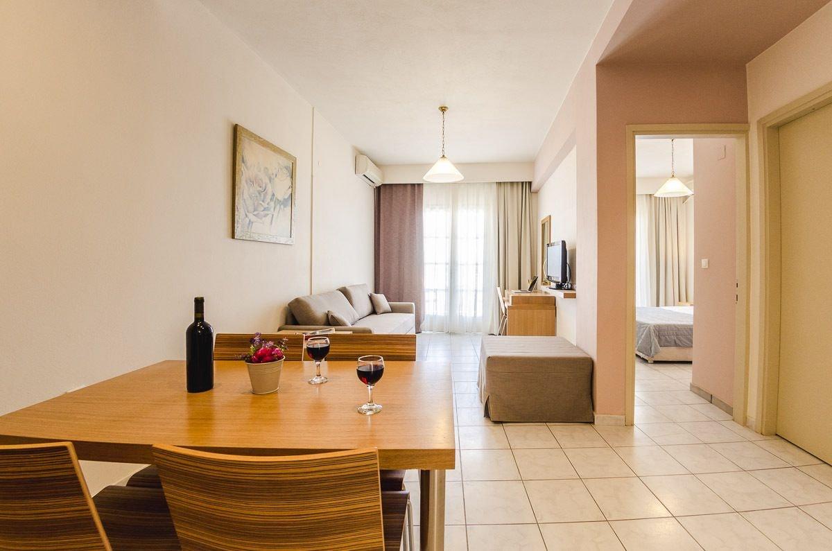 Hotel Nereides Patitíri Kültér fotó