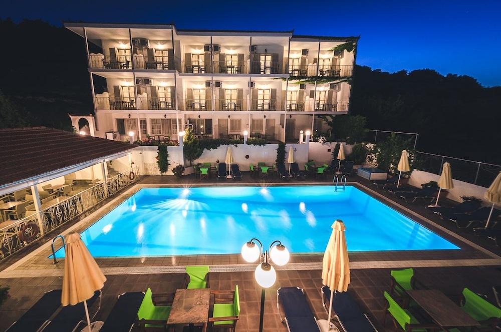 Hotel Nereides Patitíri Kültér fotó