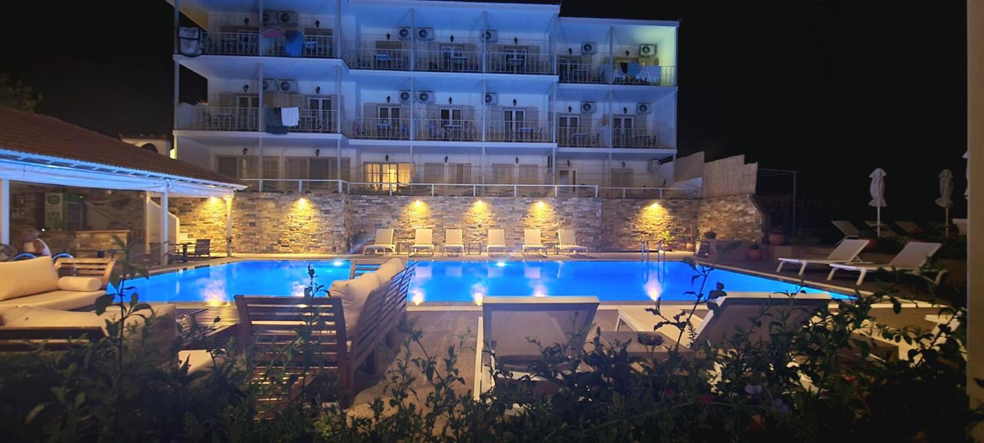 Hotel Nereides Patitíri Kültér fotó