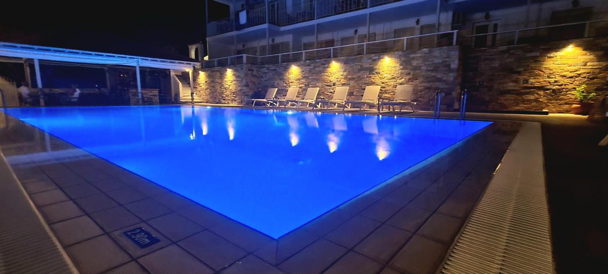 Hotel Nereides Patitíri Kültér fotó