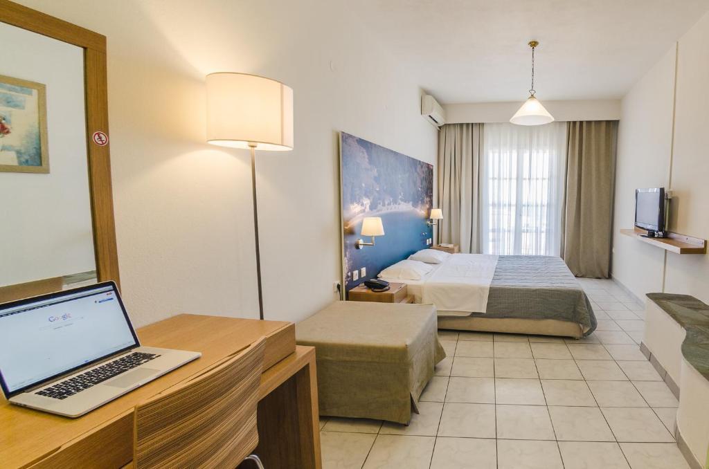 Hotel Nereides Patitíri Szoba fotó