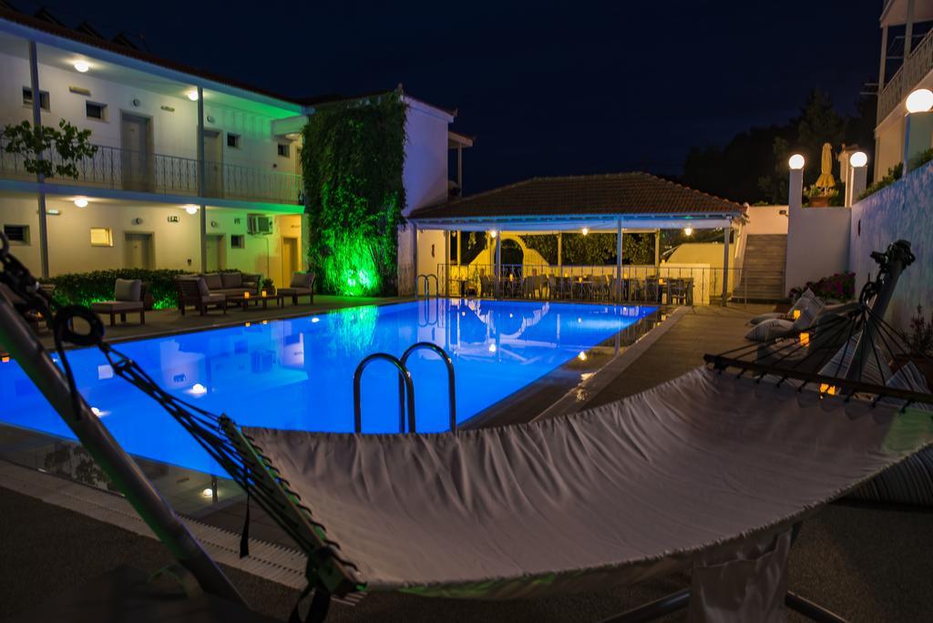 Hotel Nereides Patitíri Kültér fotó